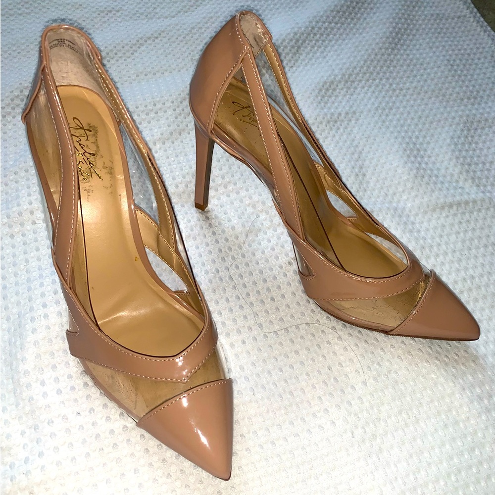 THALIA SODI Panel Pointed Toe Stiletto Slip On Pumps Color: Beige Size: 9M